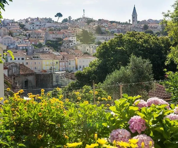 Haraciceva Apartment Mali Losinj